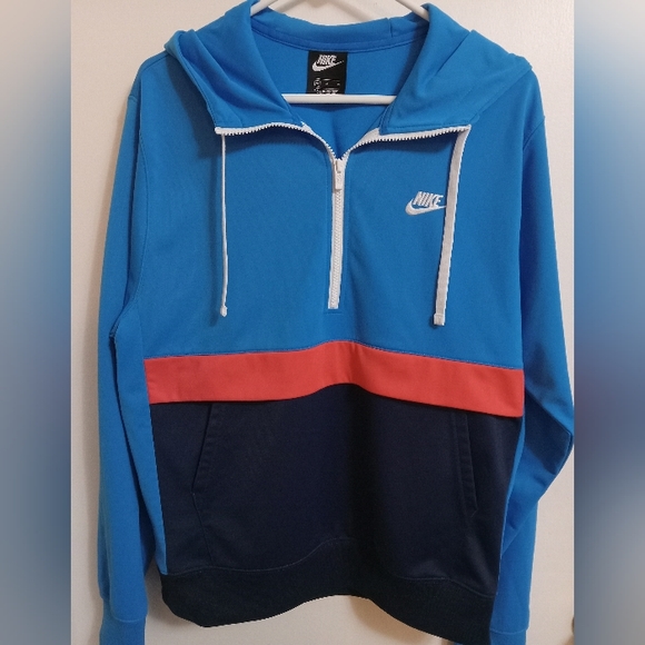 Mens Nike Hoodie New Condition - Picture 1 of 7
